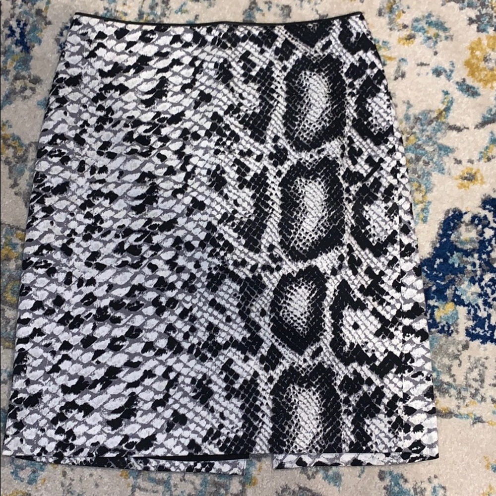 White house black market snakeskin pencil skirt!